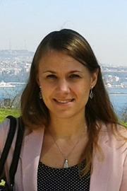 Laura Kurth